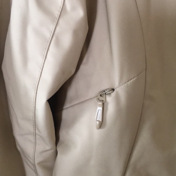 Ralph Lauren performance Jacket - Picture 3 of 16